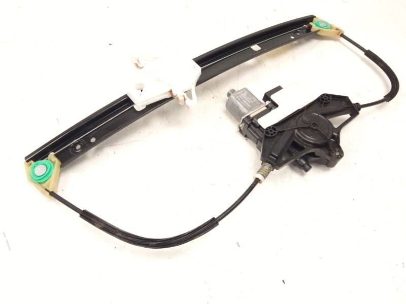 Recambio de elevalunas trasero derecho para skoda octavia iii combi (5e5, 5e6) 1.2 tsi referencia OEM IAM 5E0839461  