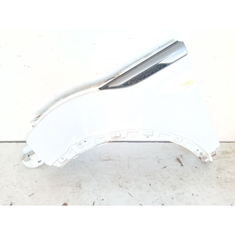 Recambio de aleta delantera izquierda para land rover range rover evoque (l538) 2.0 d referencia OEM IAM BJ3216006A  