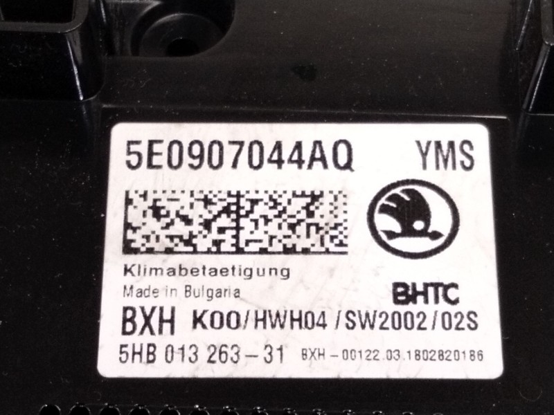 Recambio de mando calefaccion / aire acondicionado para skoda octavia iii combi (5e5, 5e6) 1.2 tsi referencia OEM IAM 5E0907044 