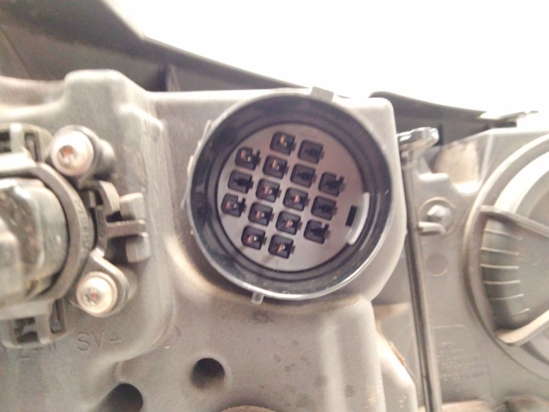 Recambio de faro izquierdo para land rover range rover evoque (l538) 2.0 d referencia OEM IAM GJ3213W030  