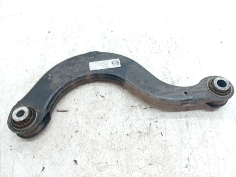 Recambio de brazo suspension superior trasero derecho para skoda octavia iii combi (5e5, 5e6) 1.2 tsi referencia OEM IAM 5Q05033