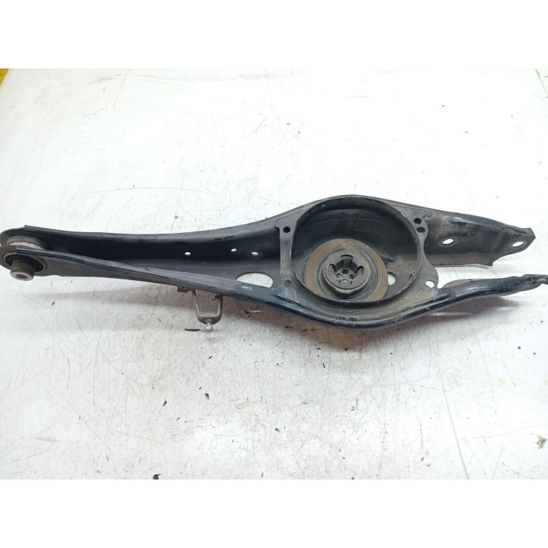 Recambio de brazo suspension inferior trasero izquierdo para skoda octavia iii combi (5e5, 5e6) 1.2 tsi referencia OEM IAM 5Q050