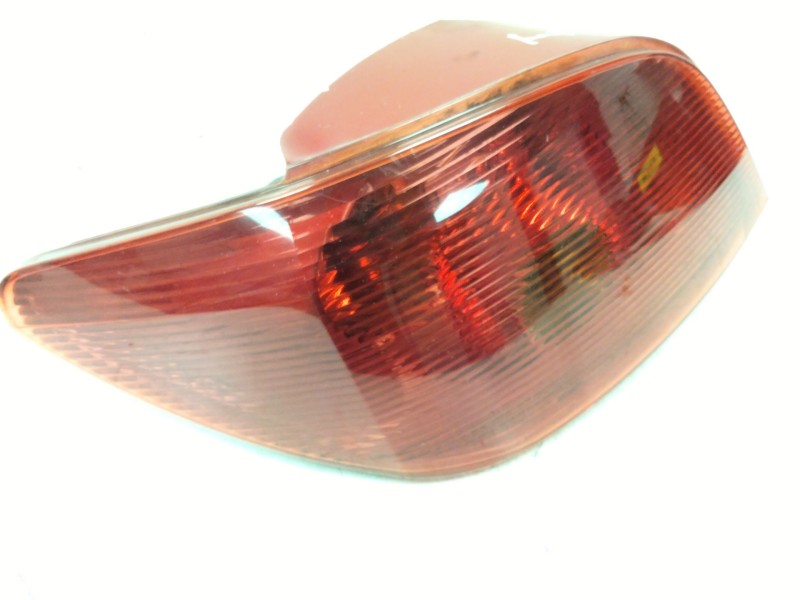 Recambio de piloto trasero izquierdo para peugeot 307 (3a/c) 2.0 hdi 110 referencia OEM IAM   