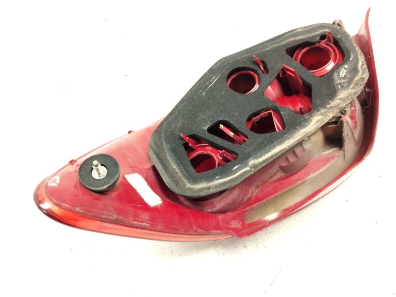 Recambio de piloto trasero izquierdo para peugeot 307 (3a/c) 2.0 hdi 110 referencia OEM IAM   