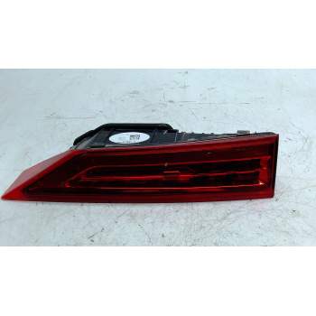 PILOTO TRASERO IZQUIERDO PORTON 31416617 P01293001 T00472023