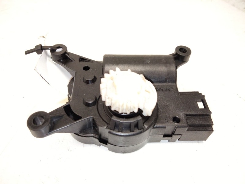 Recambio de motor de trampillas para skoda octavia iii combi (5e5, 5e6) 1.2 tsi referencia OEM IAM 5Q0907511  