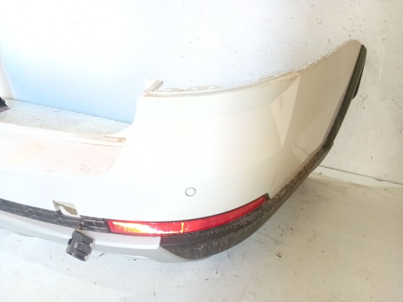 Recambio de paragolpes trasero para skoda octavia iii combi (5e5, 5e6) 1.2 tsi referencia OEM IAM 5E9807421E  