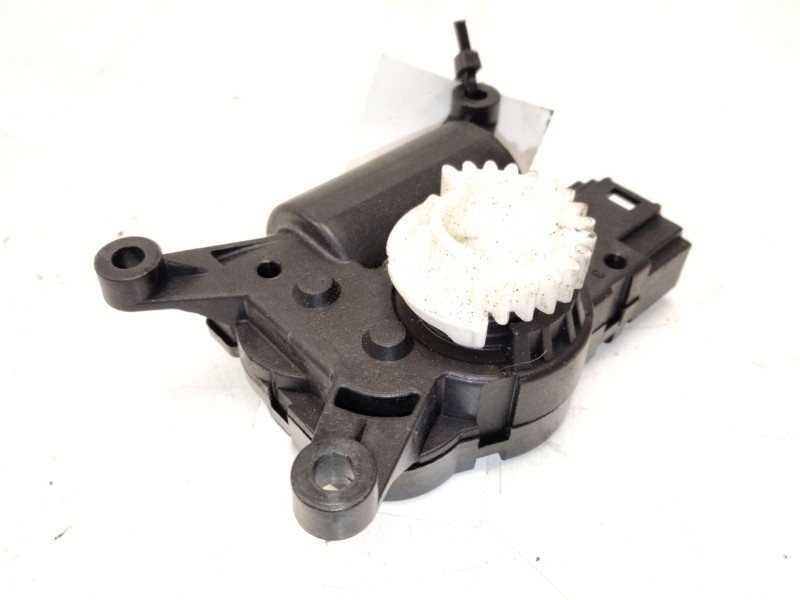 Recambio de motor de trampillas para skoda octavia iii combi (5e5, 5e6) 1.2 tsi referencia OEM IAM 5Q0907511  