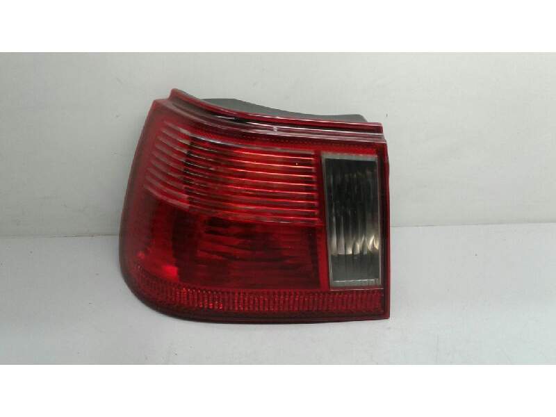 Recambio de piloto trasero izquierdo para seat ibiza (6k1) stella referencia OEM IAM 6K6945111G 6K6945095J 