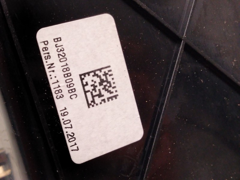 Recambio de aireador izquierdo para land rover range rover evoque (l538) 2.0 d referencia OEM IAM BJ32018B09  