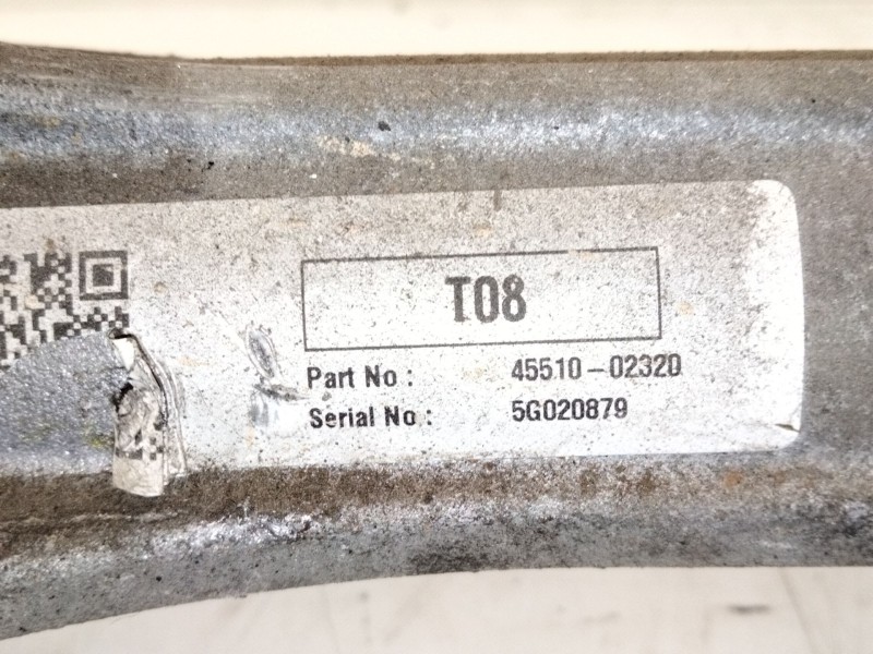 Recambio de caja direccion para toyota auris hybrid active referencia OEM IAM 4551002320  