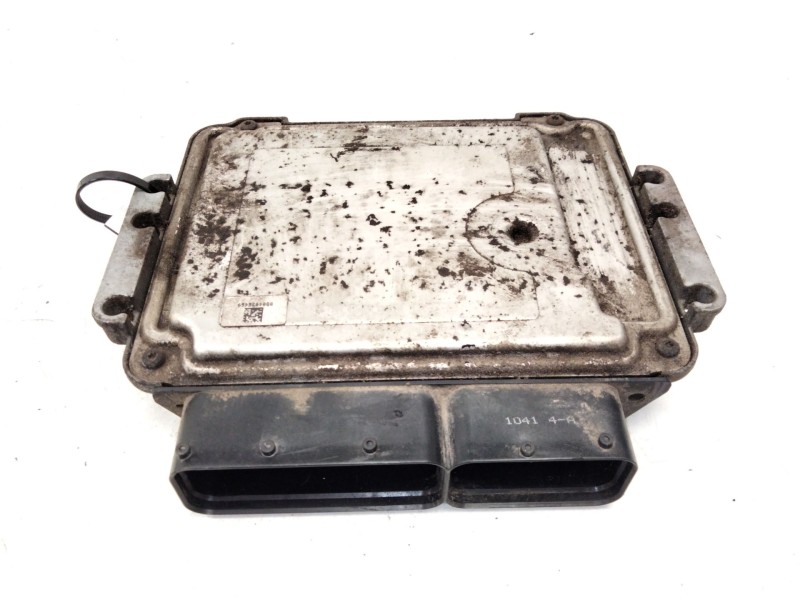 Recambio de centralita motor uce para fiat doblo cargo (263_) 1.6 d multijet referencia OEM IAM 51899611 0281017012 