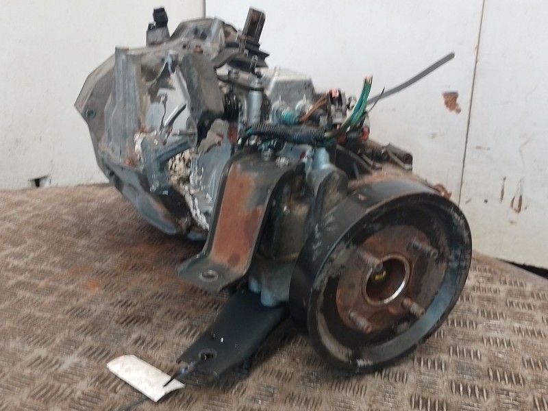 Recambio de caja cambios para renault maxity 2.5 diesel referencia OEM IAM 321319X507A  
