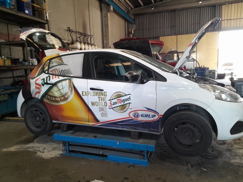 peugeot 208 i (ca_, cc_) del año 2017