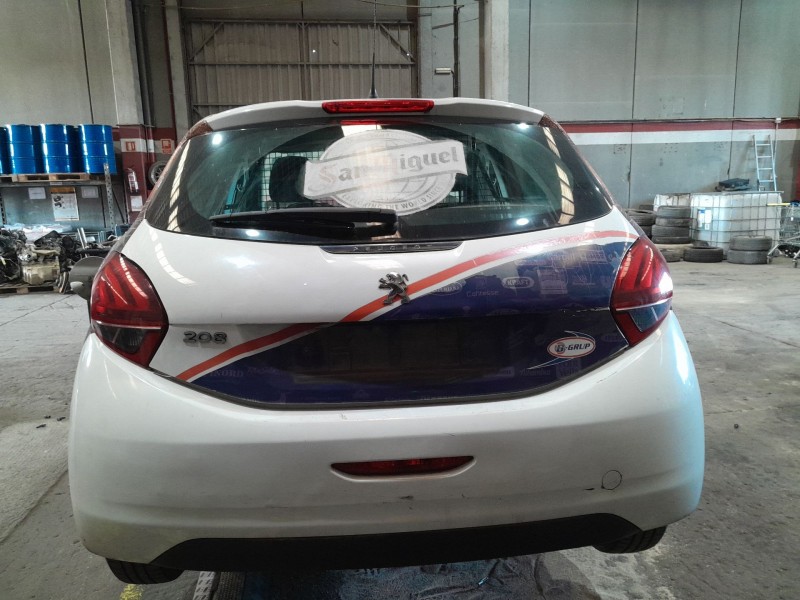 peugeot 208 i (ca_, cc_) del año 2017