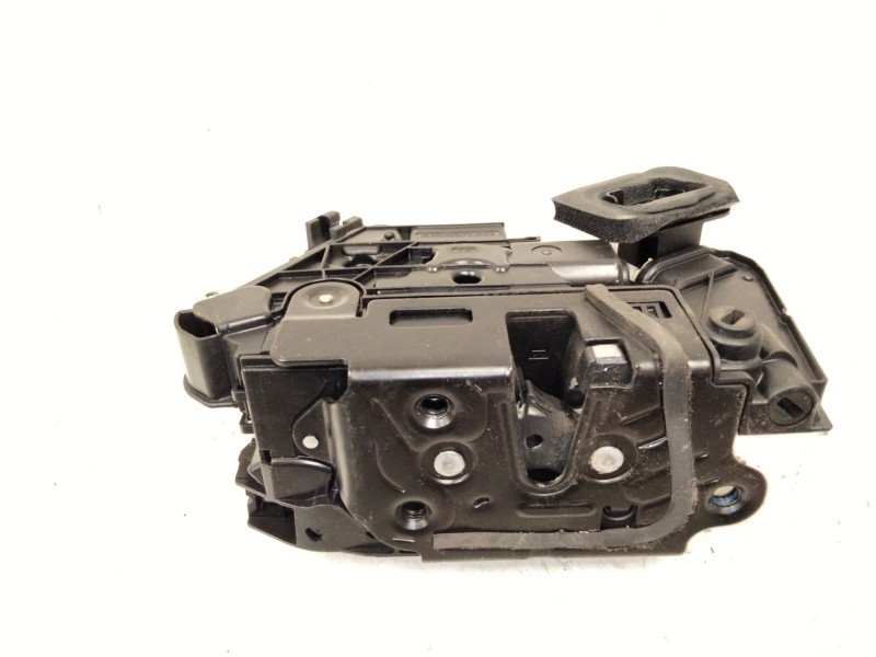 Recambio de cerradura puerta trasera derecha para skoda spaceback (5h) active referencia OEM IAM 5E0839016  