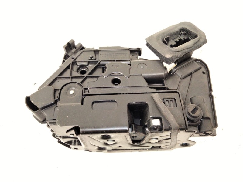 Recambio de cerradura puerta trasera derecha para skoda spaceback (5h) active referencia OEM IAM 5E0839016  