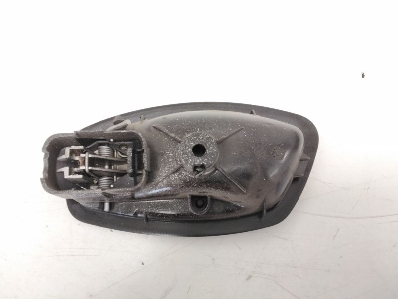 Recambio de maneta interior trasera derecha para renault scenic iii grand bose edition referencia OEM IAM 826720001R  