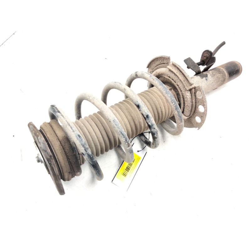 Recambio de amortiguador delantero derecho para ford focus iii 1.0 ecoboost referencia OEM IAM BV6118045  
