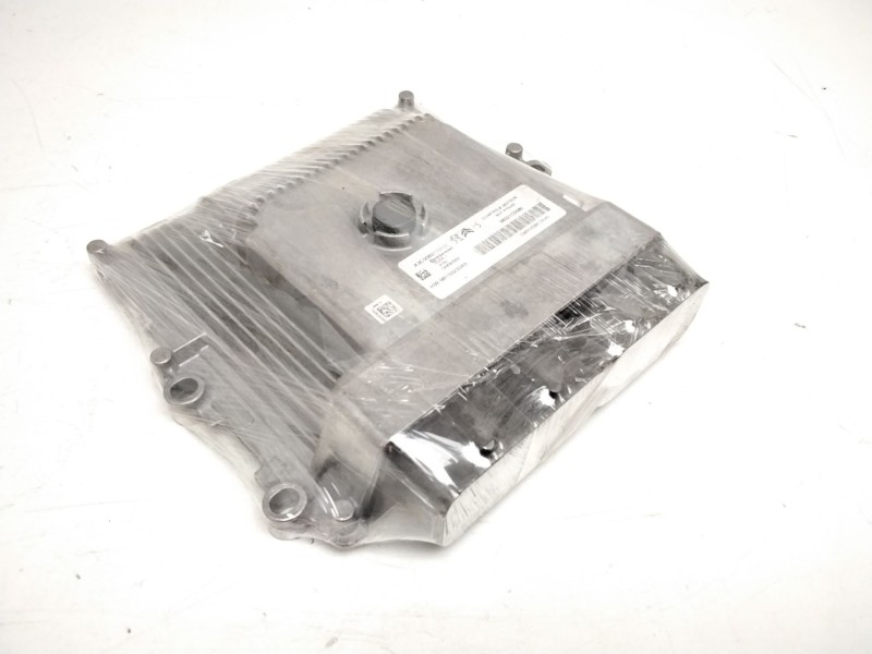 Recambio de centralita motor uce para peugeot 2008 (--.2013) 1.2 12v e-thp referencia OEM IAM HW9815023380 9832103580 
