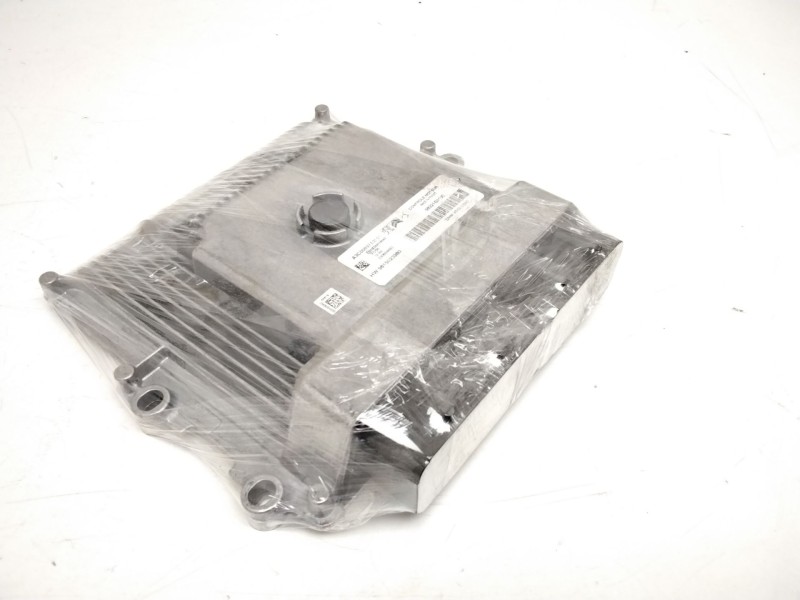 Recambio de centralita motor uce para citroën c4 grand picasso 1.2 12v e-thp referencia OEM IAM HW9815023380 9832103580 