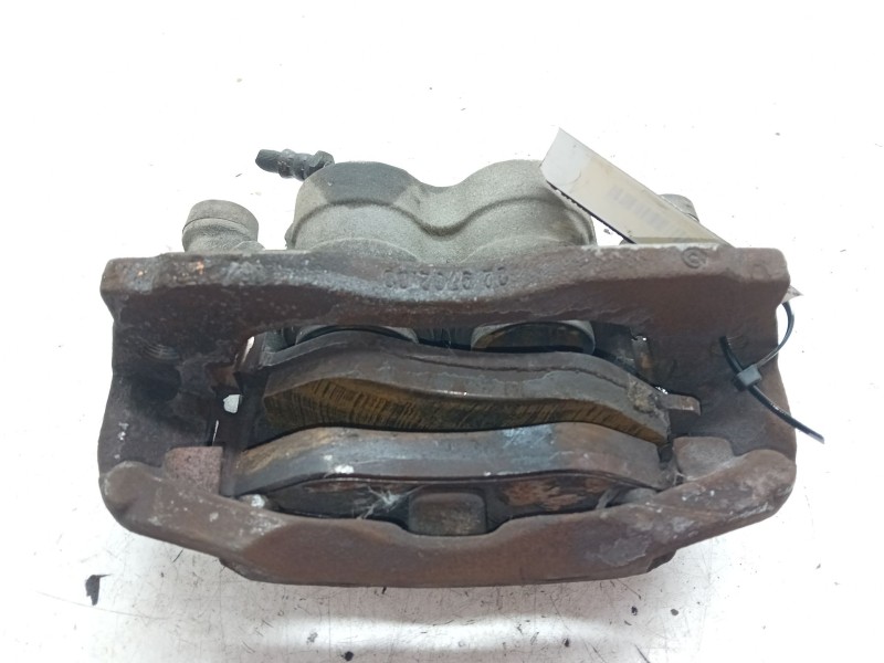 Recambio de pinza freno delantera derecha para renault maxity 2.5 diesel referencia OEM IAM   