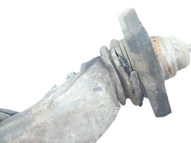 Recambio de mangueta delantera derecha para renault maxity 2.5 diesel referencia OEM IAM   