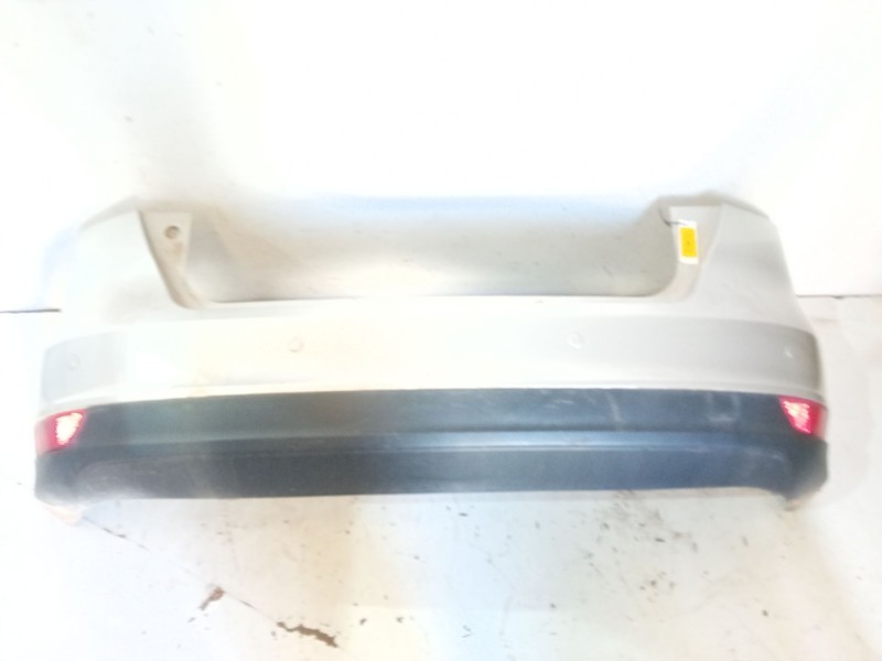 Recambio de paragolpes trasero para ford focus iii 1.0 ecoboost referencia OEM IAM   