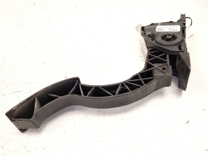 Recambio de pedal acelerador para ford focus iii 1.0 ecoboost referencia OEM IAM   