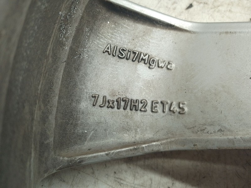 Recambio de llanta aluminio para skoda octavia iii (5e3, nl3, nr3) 2.0 tdi rs referencia OEM IAM 5E0601025  