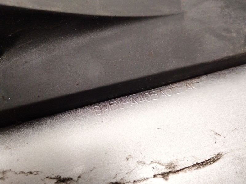 Recambio de tapa exterior combustible para ford focus iii 1.0 ecoboost referencia OEM IAM   