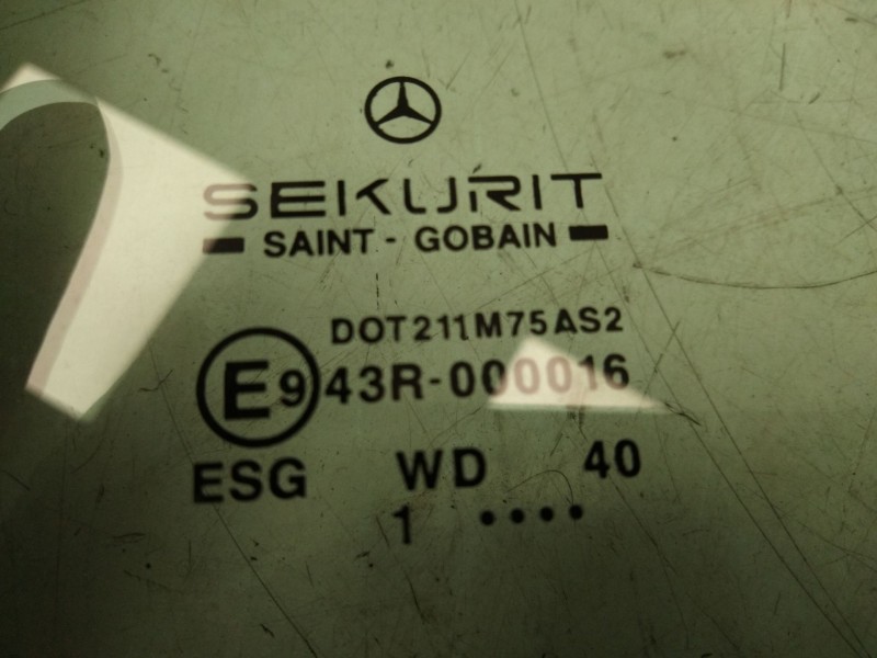 Recambio de luna trasera izquierda para mercedes-benz vito furgón (w638) 112 cdi 2.2 (638.094) referencia OEM IAM A6396731205  