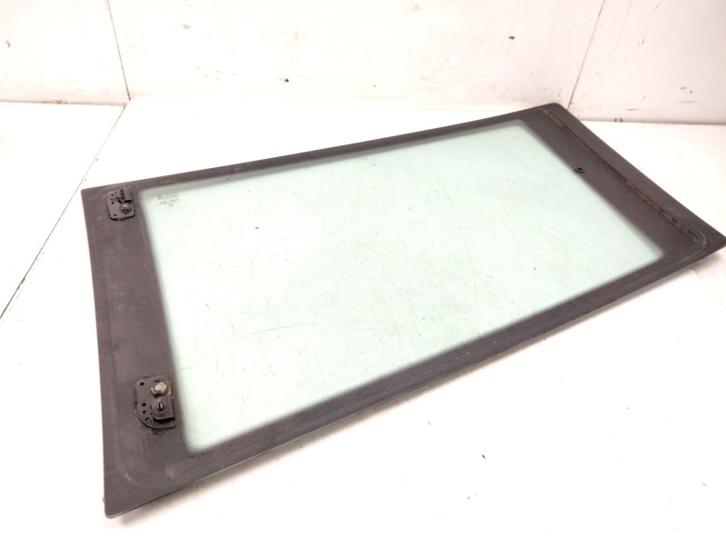 Recambio de luna trasera izquierda para mercedes-benz vito furgón (w638) 112 cdi 2.2 (638.094) referencia OEM IAM A6396731205  