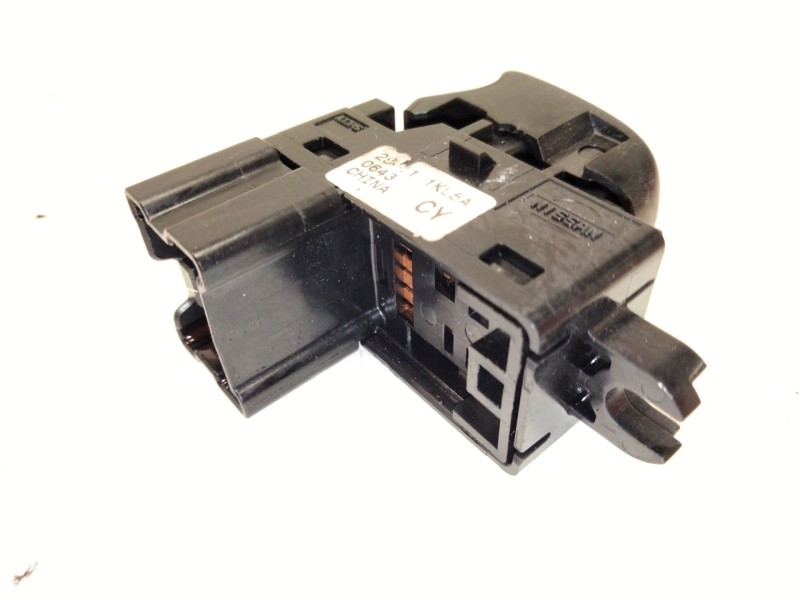 Recambio de mando elevalunas trasero izquierdo para nissan juke (f15) 1.5 dci referencia OEM IAM   