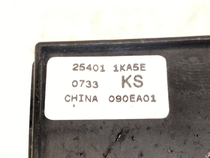 Recambio de mando elevalunas delantero izquierdo para nissan juke (f15) 1.5 dci referencia OEM IAM 254011KA5E  
