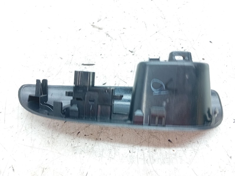 Recambio de maneta elevalunas delantera derecha para nissan juke (f15) 1.5 dci referencia OEM IAM   