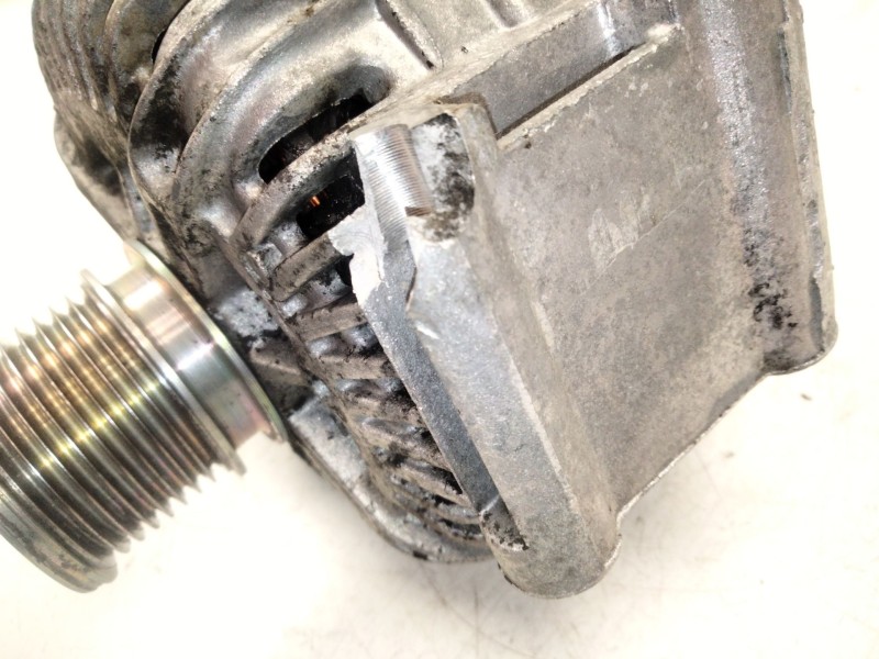 Recambio de alternador para mercedes-benz clase m (w164) ml 350 4-matic (164.186) referencia OEM IAM A6421540502  