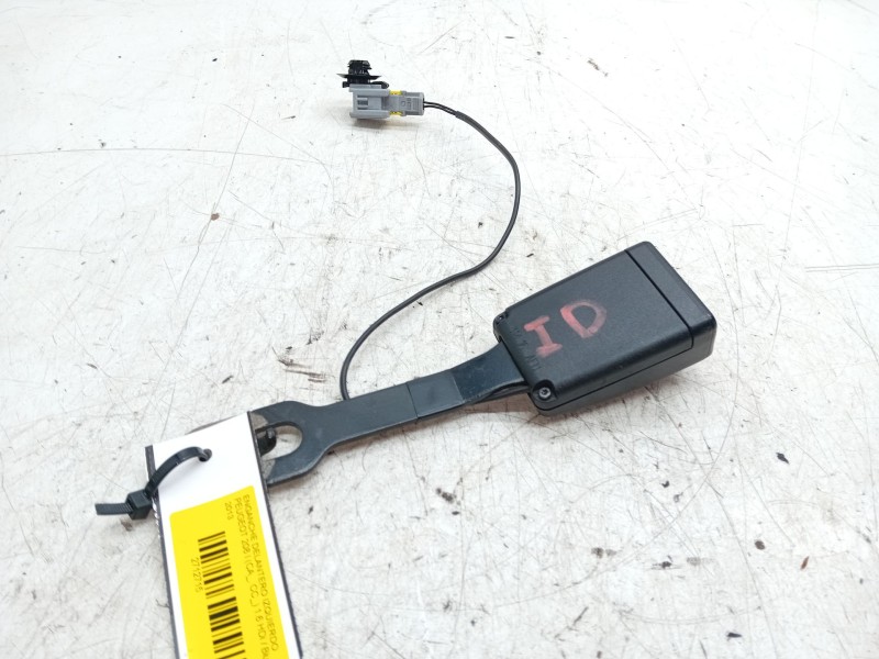 Recambio de enganche delantero izquierdo para peugeot 208 i (ca_, cc_) 1.6 hdi / bluehdi 75 referencia OEM IAM   