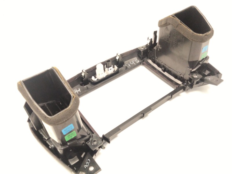 Recambio de aireador central para nissan juke (f15) 1.5 dci referencia OEM IAM   