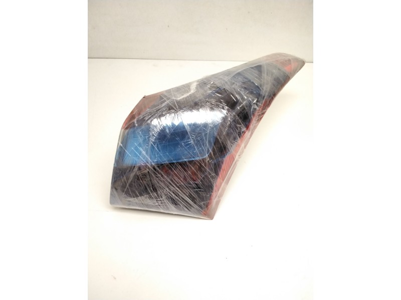Recambio de piloto trasero derecho para hyundai i30 (gd) referencia OEM IAM 92402A50 P03R 