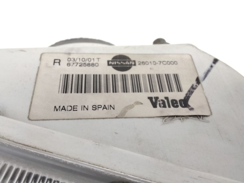 Recambio de faro derecho para nissan serena (c23) 2.3 d referencia OEM IAM 260107C000 67725880 