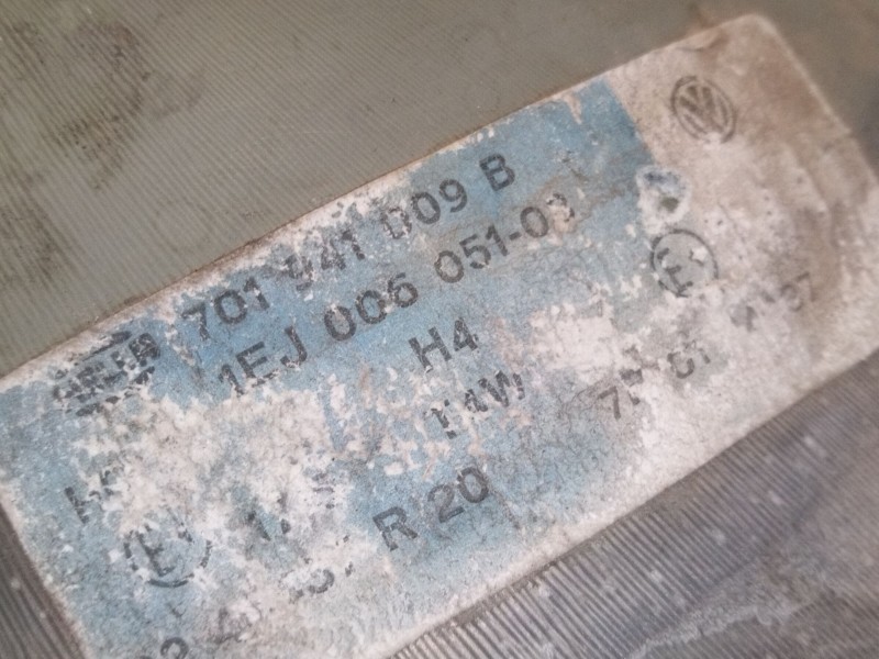 Recambio de faro izquierdo para volkswagen transporter t4 furgón (70a, 70h, 7da, 7dh) 2.4 d referencia OEM IAM 701941009  