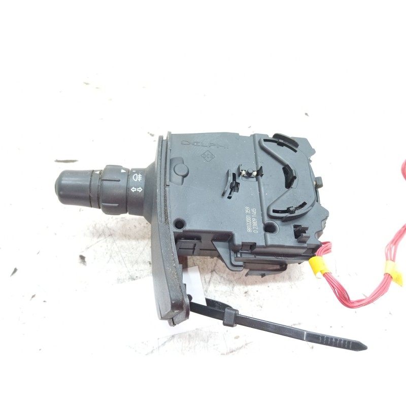 Recambio de mando luces para renault clio iii (br0/1, cr0/1) 1.2 16v (br02, br0j, br11, cr02, cr0j, cr11) referencia OEM IAM 881
