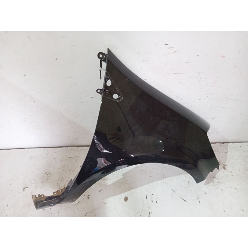Recambio de aleta delantera derecha para renault clio iii (br0/1, cr0/1) 1.2 16v (br02, br0j, br11, cr02, cr0j, cr11) referencia