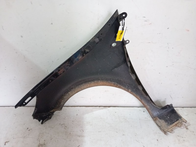 Recambio de aleta delantera derecha para renault clio iii (br0/1, cr0/1) 1.2 16v (br02, br0j, br11, cr02, cr0j, cr11) referencia