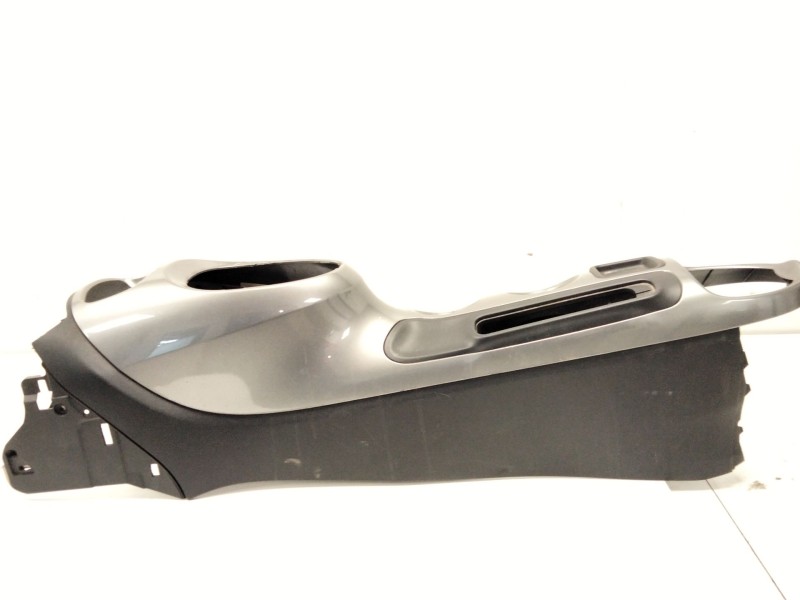 Recambio de reposabrazos para nissan juke (f15) 1.5 dci referencia OEM IAM   