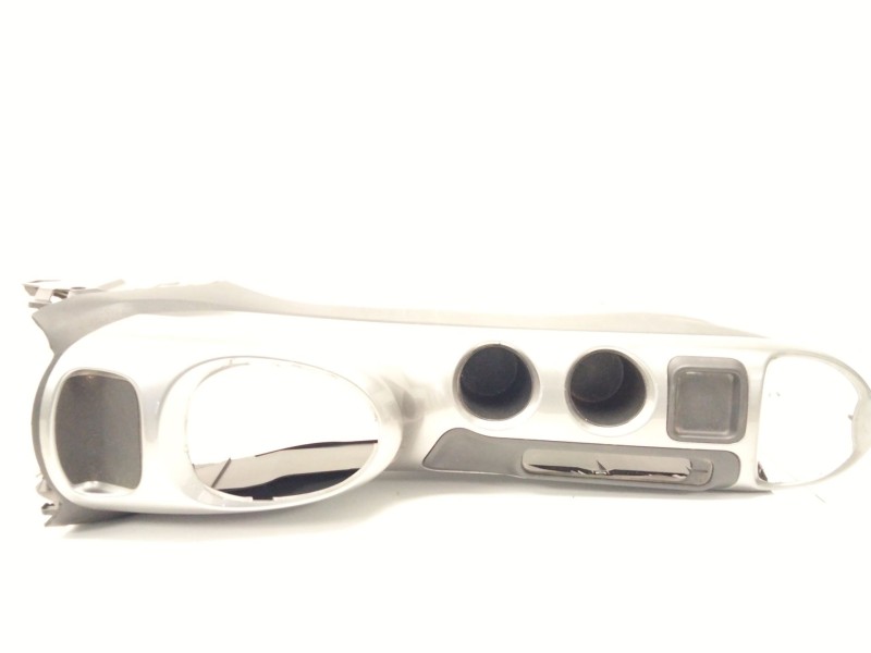 Recambio de reposabrazos para nissan juke (f15) 1.5 dci referencia OEM IAM   