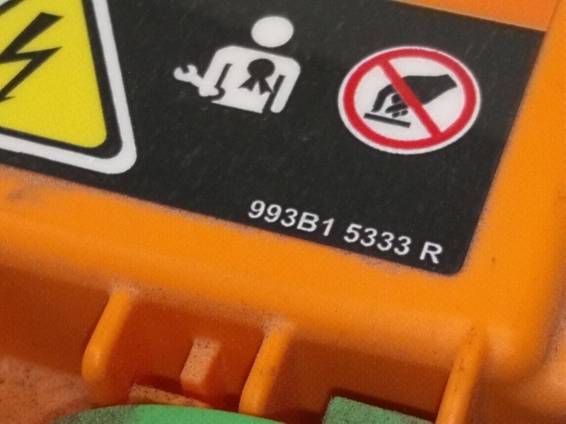 Recambio de fusible bateria para renault zoe furgoneta/hatchback (bfm_) electric (bfma, bfmb) referencia OEM IAM 993B15333R  