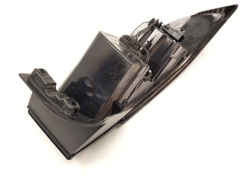 Recambio de piloto trasero derecho para land rover range rover evoque (l538) 2.0 d referencia OEM IAM LR072648  