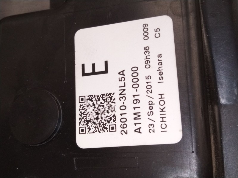 Recambio de faro derecho para nissan leaf (ze0) electric referencia OEM IAM 260103NL5A  